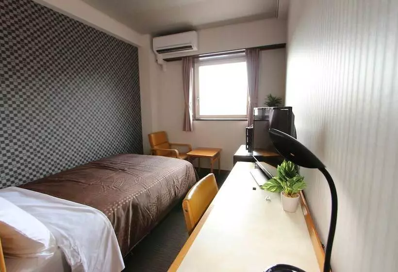 Otel Livemax Budget Utsunomiya