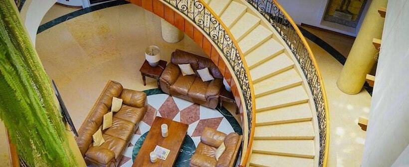 هتل Ruinas Resort