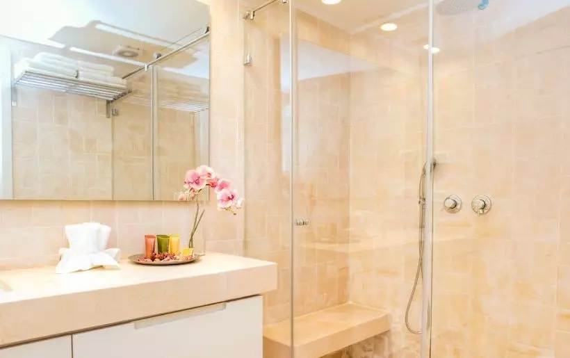 The Clock - Tel Aviv-Jaffa Luxury Apartments