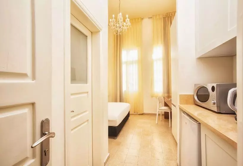 The Clock - Tel Aviv-Jaffa Luxury Apartments