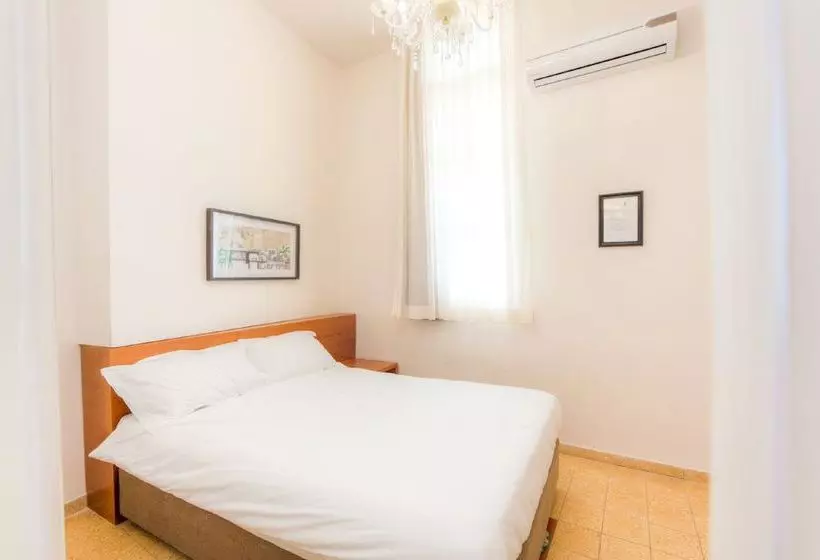 The Clock - Tel Aviv-Jaffa Luxury Apartments