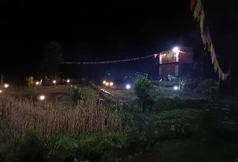 Hotelli Chopta Eco Cottage & Camping