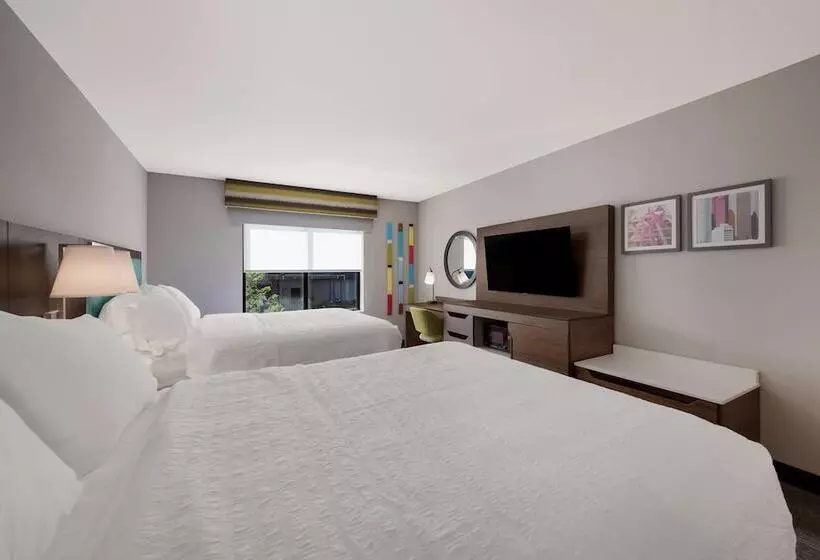 هتل Hampton Inn Detroit Southfield