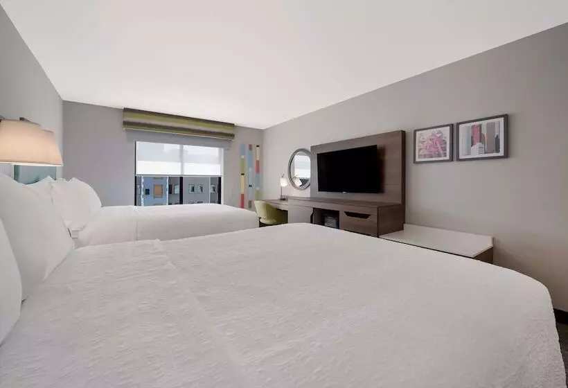 هتل Hampton Inn Detroit Southfield