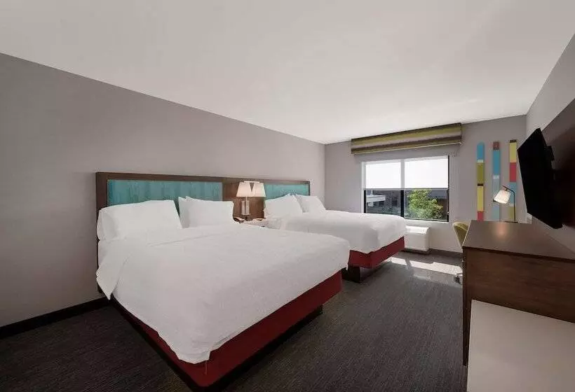 هتل Hampton Inn Detroit Southfield