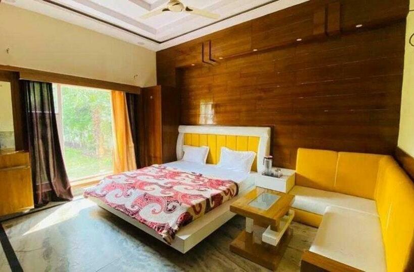 호텔 Oyo 70023 The Resort