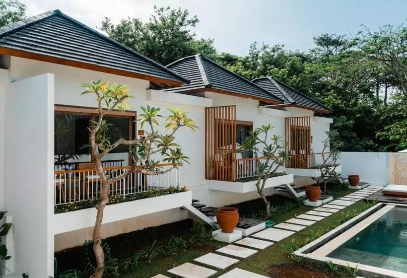 ホテル Sanjula Uluwatu