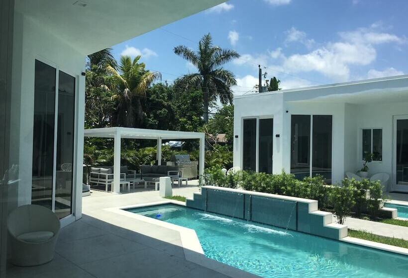 پانسیون Men Only Clothing Option Guesthouse Near Wilton Manors