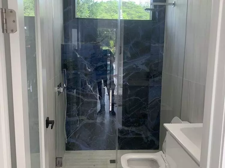پانسیون Men Only Clothing Option Guesthouse Near Wilton Manors