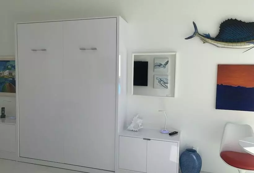 پانسیون Men Only Clothing Option Guesthouse Near Wilton Manors