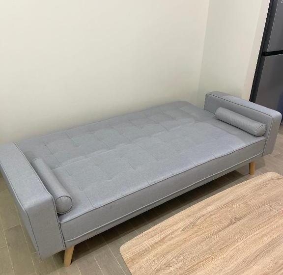 Cubao, Quezon City Condo Staycation