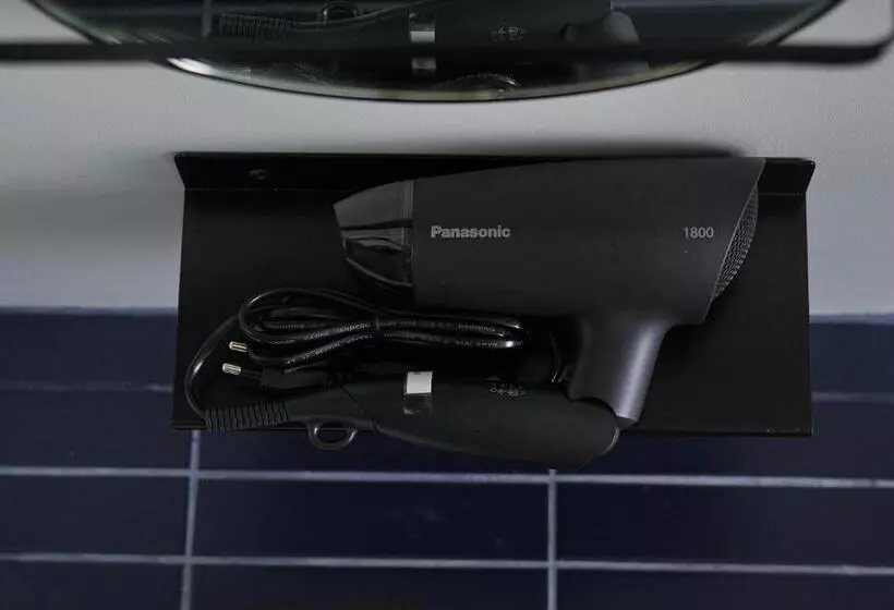 Go! Hotel Bowin At Robinson Lifestyle Bowin