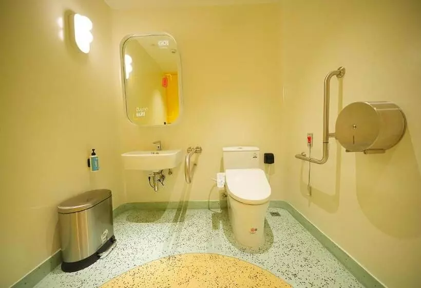 Go! Hotel Bowin At Robinson Lifestyle Bowin