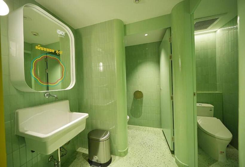 Go! Hotel Bowin At Robinson Lifestyle Bowin