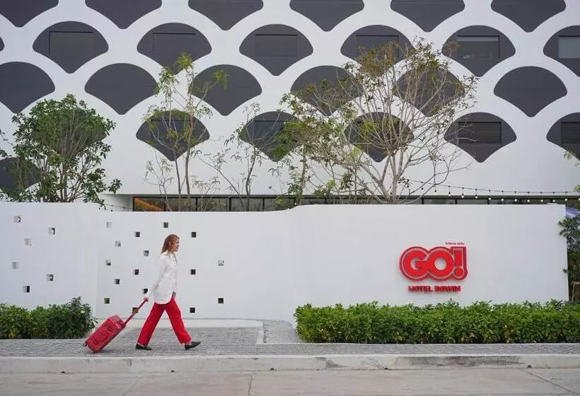 Go! Hotel Bowin At Robinson Lifestyle Bowin