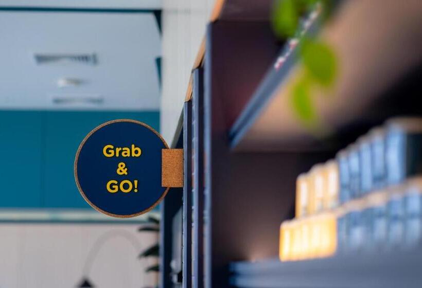 Go! Hotel Bowin At Robinson Lifestyle Bowin