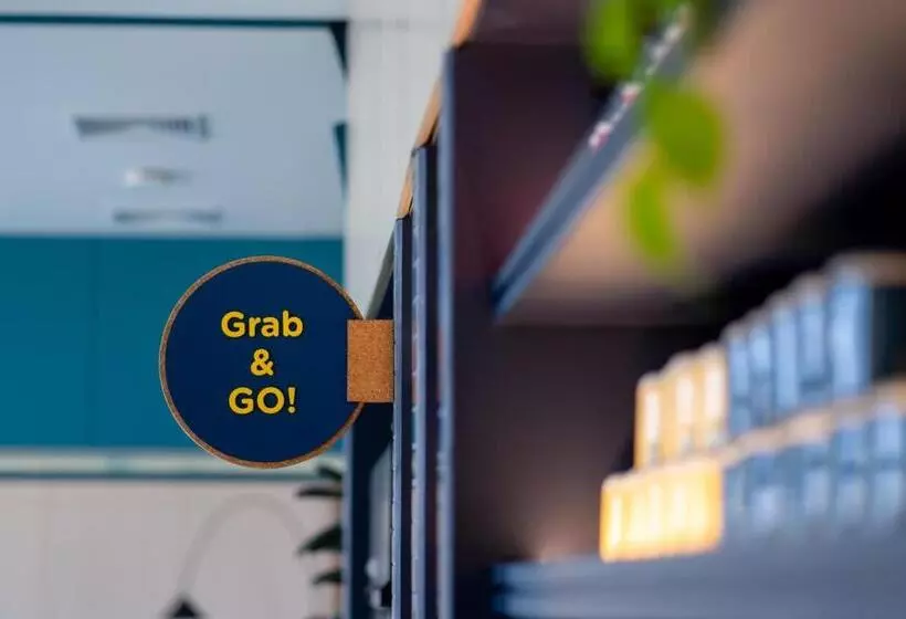 Go! Hotel Bowin At Robinson Lifestyle Bowin