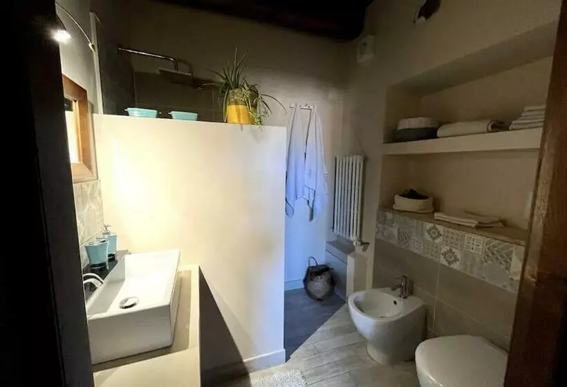 پانسیون Alloggio Turistico La Loggetta Di Aquarubra