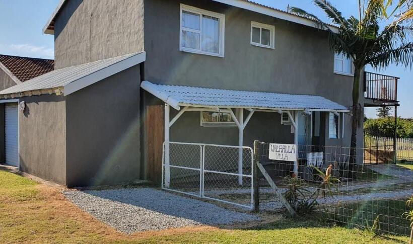 پانسیون Aqua On Newport Street