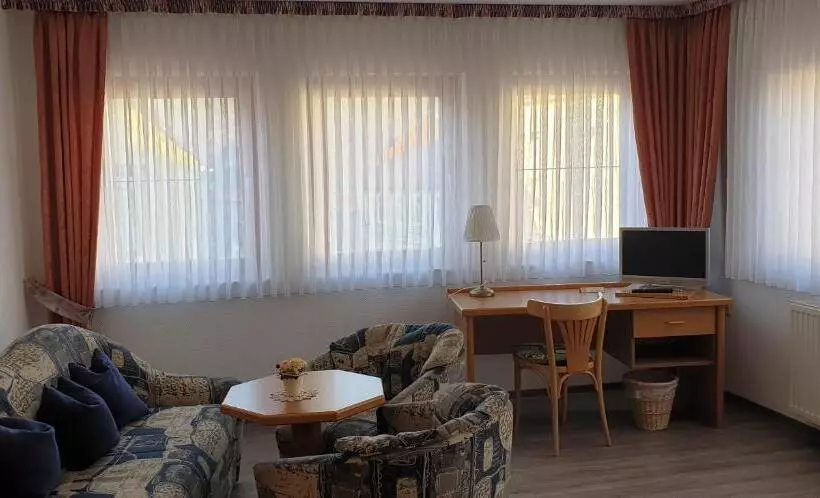 Pension Jung, Bäckerei Konditorei & Café