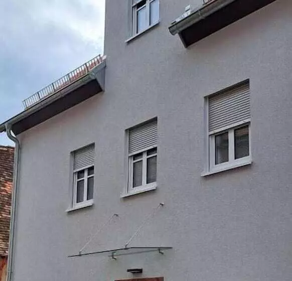 Retkeilymaja Gasthaus Goldener Stern