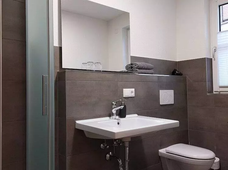 Retkeilymaja Gasthaus Goldener Stern