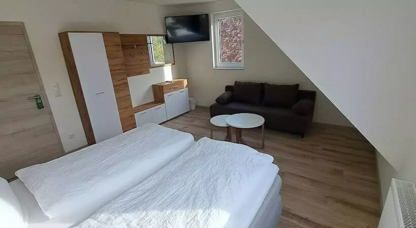 Retkeilymaja Gasthaus Goldener Stern