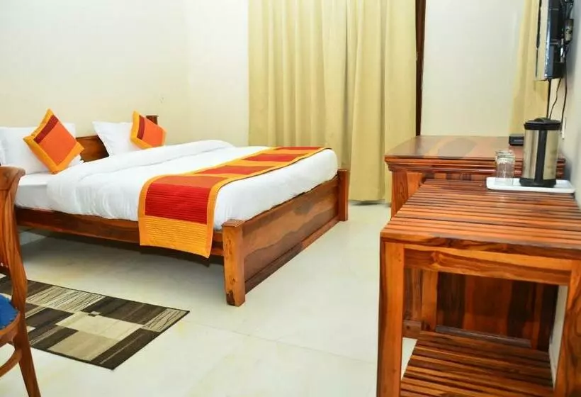 Hotelli Mojo Rooms Airport