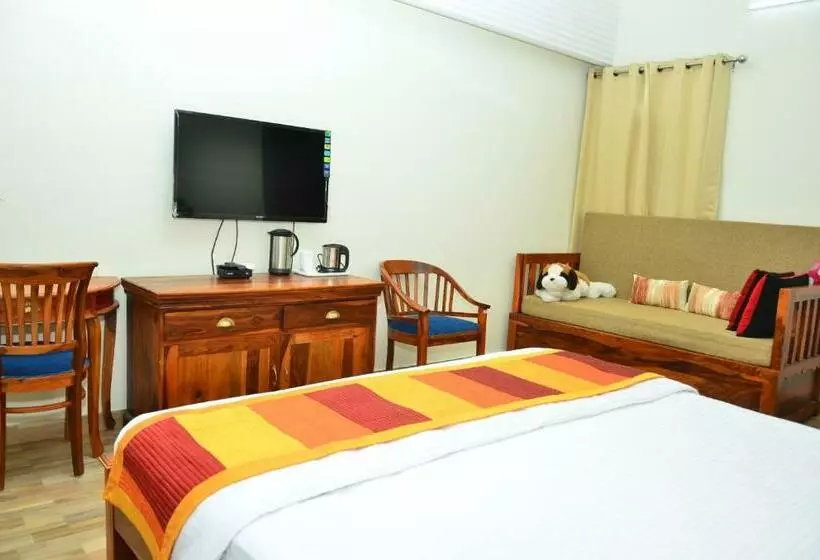 Hotelli Mojo Rooms Airport