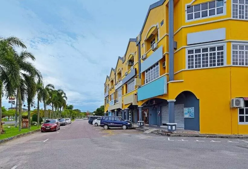 Hotelli Oyo 90672 De Paradise Turtle