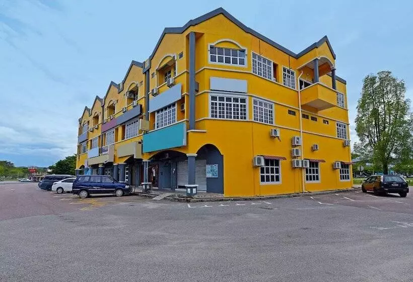 Hotelli Oyo 90672 De Paradise Turtle