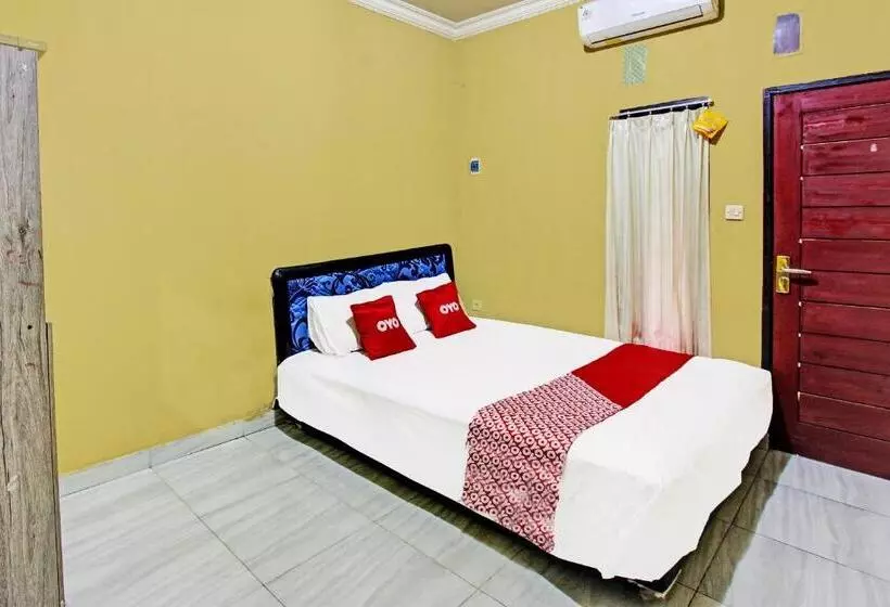 ホテル Oyo 91845 V_ar House Syariah