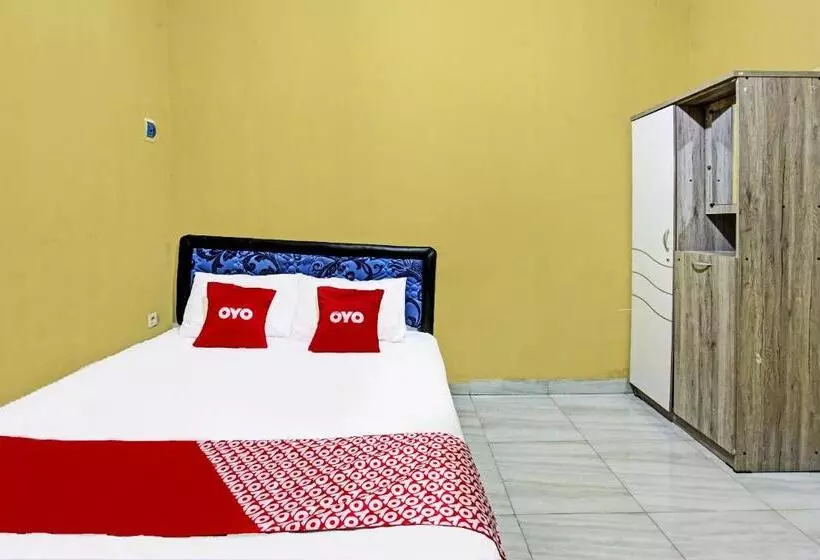 ホテル Oyo 91845 V_ar House Syariah