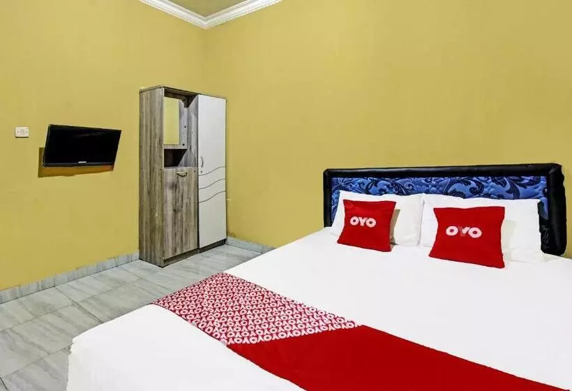 ホテル Oyo 91845 V_ar House Syariah