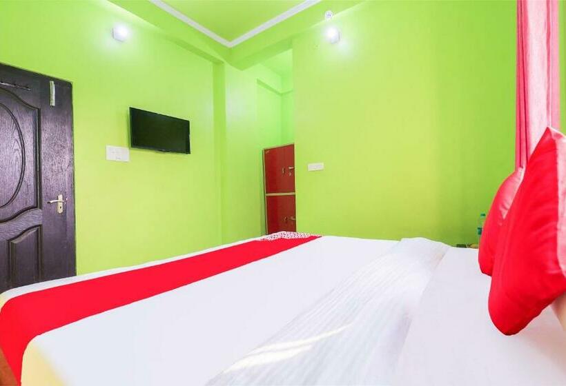 בית מלון כפרי Oyo Flagship 70255 Raj Lalit