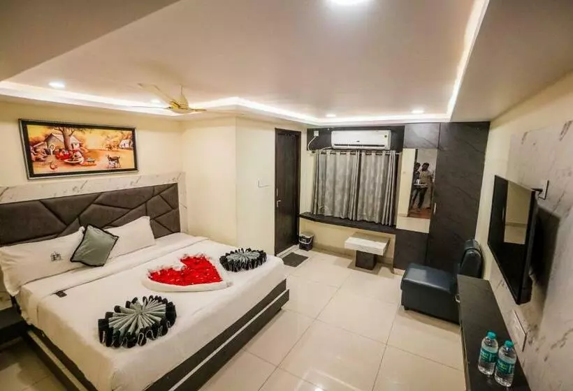 ホテル Parameshwara Luxury Awaits