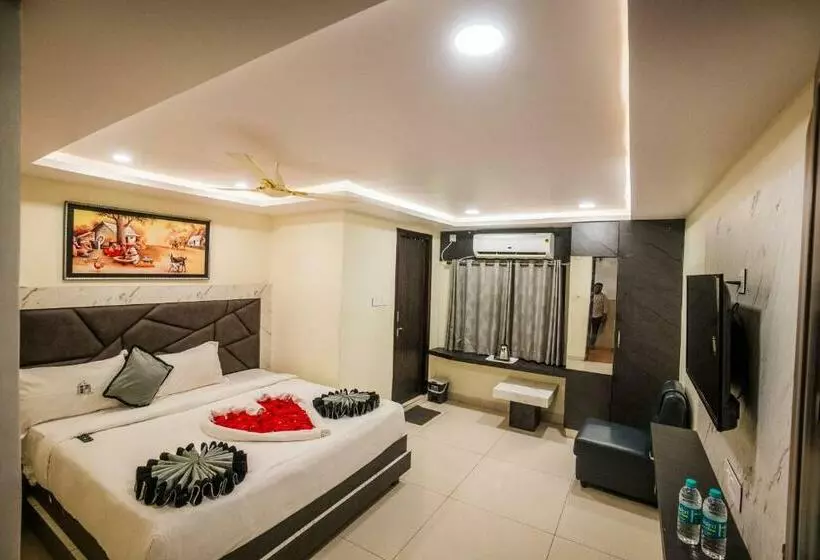 ホテル Parameshwara Luxury Awaits