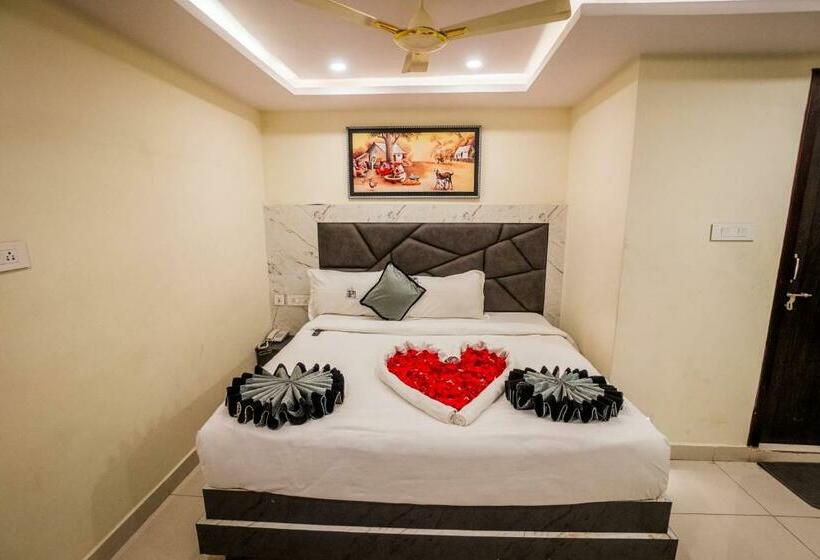 هتل Parameshwara Luxury Awaits