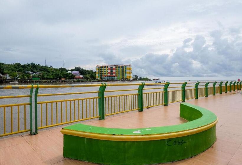 בית מלון כפרי Reddoorz Plus At Lovina Inn Tonrangeng River Side