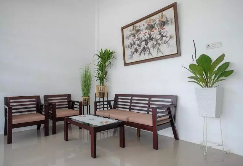 Hotelli Reddoorz Plus At Lovina Inn Tonrangeng River Side