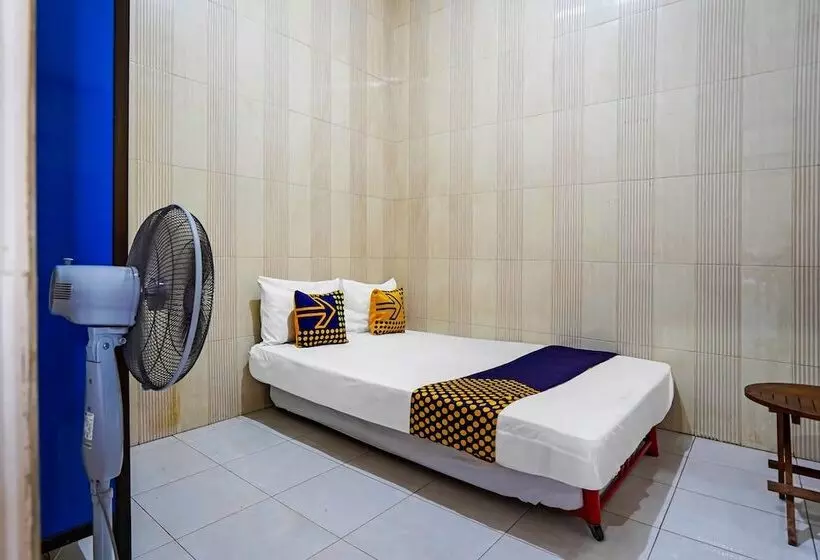 Hotelli Spot On 91856 Griya Gedangan Syariah