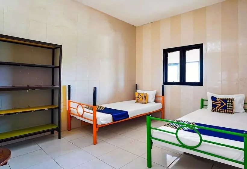 Hotelli Spot On 91856 Griya Gedangan Syariah