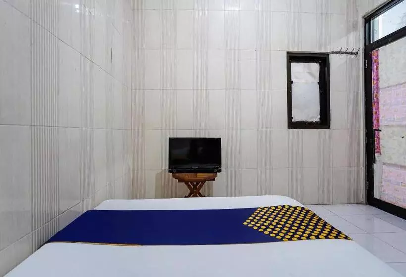 Hotelli Spot On 91856 Griya Gedangan Syariah