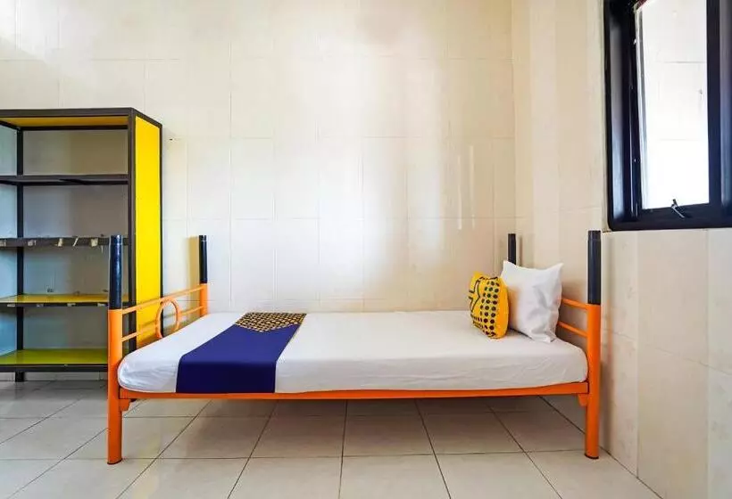 Hotelli Spot On 91856 Griya Gedangan Syariah