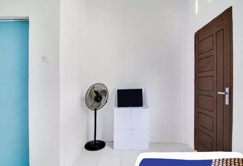 ホテル Spot On 91858 Raja Homestay Syariah