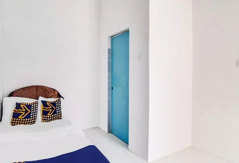 ホテル Spot On 91858 Raja Homestay Syariah