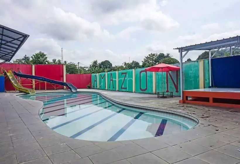 Hotelli Spot On 91860 Amazon Homestay Syariah 2