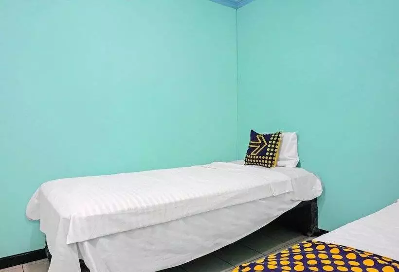 Hotelli Spot On 91860 Amazon Homestay Syariah 2