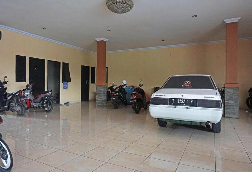 בית מלון כפרי Spot On 91860 Amazon Homestay Syariah 2