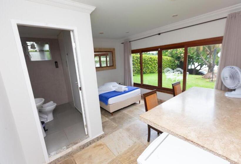 Пансион Pousada Wafeh Pampulha Suítes